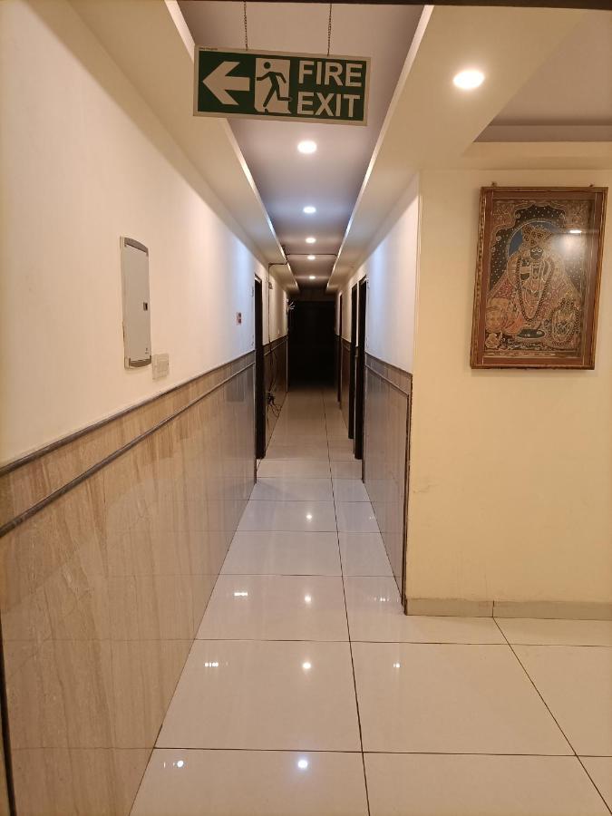 Hotel Aerotech Near Igi Airport Νέο Δελχί Εξωτερικό φωτογραφία