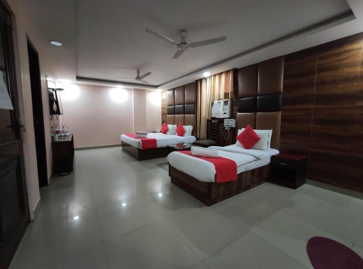 Hotel Aerotech Near Igi Airport Νέο Δελχί Εξωτερικό φωτογραφία