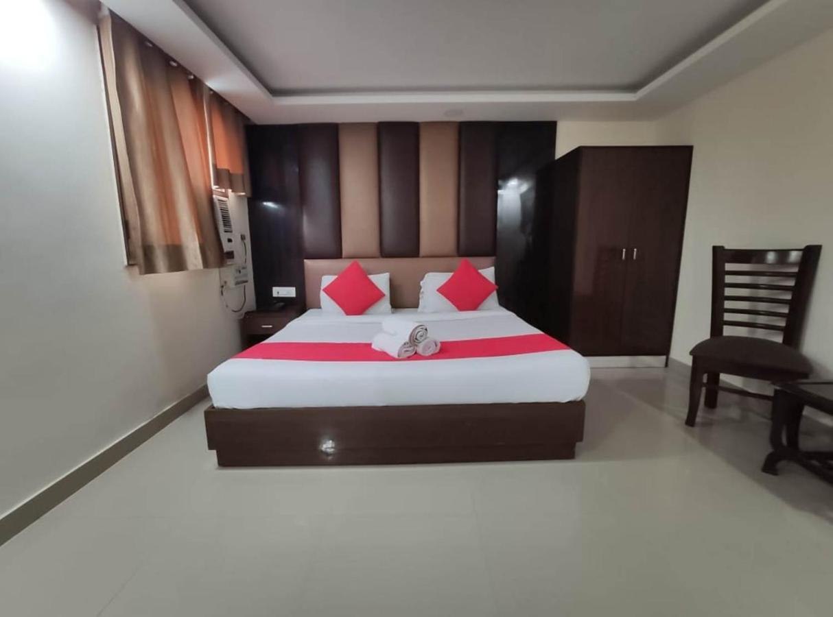 Hotel Aerotech Near Igi Airport Νέο Δελχί Εξωτερικό φωτογραφία