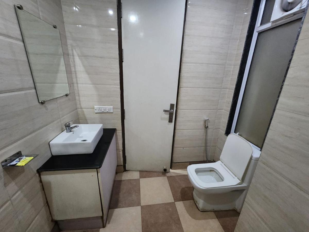 Hotel Aerotech Near Igi Airport Νέο Δελχί Εξωτερικό φωτογραφία